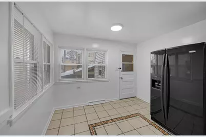6118 N Hoyne Avenue, Chicago, IL 60659 - Photo 4