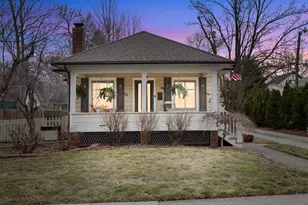 306 N Edwin St, Champaign, IL 61821 - Photo 2