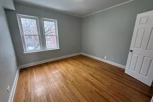 2006 W Jarvis Ave, Chicago, IL 60645 - Photo 8