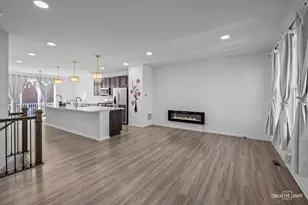 2906 Reflection Dr, Naperville, IL 60564 - Photo 6