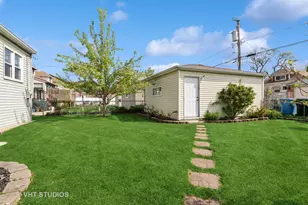 4025 N Menard Ave, Chicago, IL 60634 - Photo 22