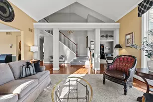 1940 Morningview Dr, Hoffman Estates, IL 60192 - Photo 6