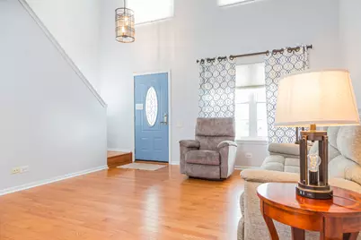 420 Knoll Crest Drive, Bartlett, IL 60103 - Photo 2