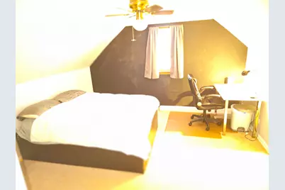 14348 Kolmar Avenue, Midlothian, IL 60445 - Photo 8