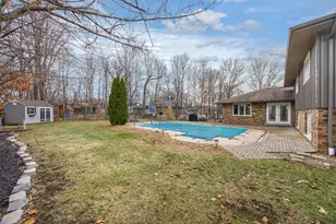 641 Woods St, Frankfort, IL 60423 - Photo 36