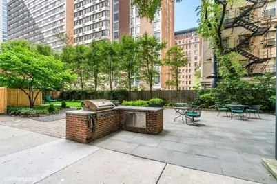 230 E Delaware Place #1E, Chicago, IL 60611 - Photo 20