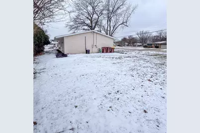 138 Garden Drive, Belvidere, IL 61008 - Photo 6