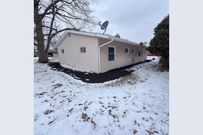 138 Garden Drive, Belvidere, IL 61008 - Photo 8