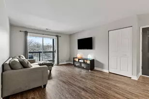 1426 Stonebridge Cir, Wheaton, IL 60189 - Photo 6