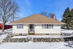 15218 Harmony Rd, Huntley, IL 60142 - Photo 4