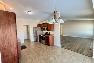 1940 Burnett Dr, Belvidere, IL 61008 - Photo 6