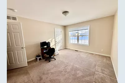 1940 Burnett Drive, Belvidere, IL 61008 - Photo 12