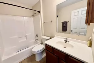 1940 Burnett Dr, Belvidere, IL 61008 - Photo 10