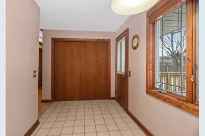 730 S 10th Avenue, La Grange, IL 60525 - Photo 8