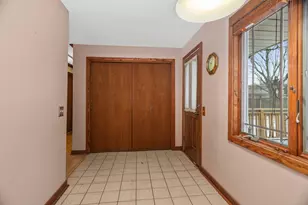 730 S 10th Ave, La Grange, IL 60525 - Photo 8