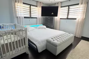 5501 Mulford St, Skokie, IL 60077 - Photo 16