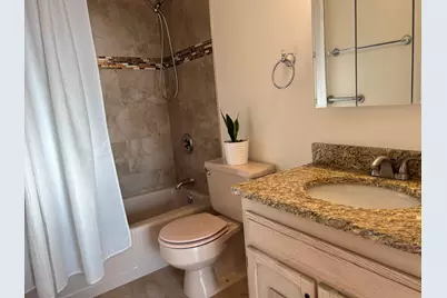 40 N Tower Road #8F, Oak Brook, IL 60523 - Photo 10