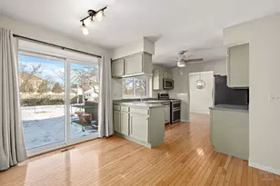 1361 Yosemite Pkwy, Algonquin, IL 60102 - Photo 10