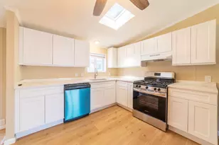 285 Park Ln, Sauk Village, IL 60411 - Photo 4