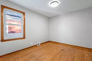 1619 N 20th Ave, Melrose Park, IL 60160 - Photo 10