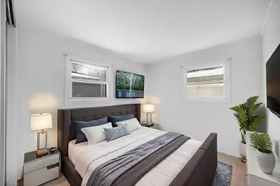 231 E Wayne Place, Wheeling, IL 60090 - Photo 10