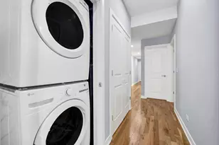 5843 W Corcoran Pl, Chicago, IL 60644 - Photo 18