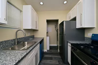 5032 W Madison Street #C, Chicago, IL 60644 - Photo 22