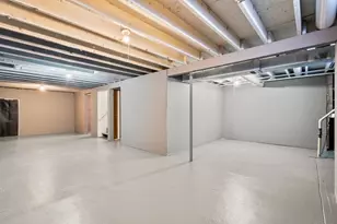 821 Penfield Ave, Joliet, IL 60433 - Photo 22