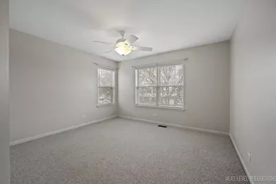 706 Versailles Parkway, Oswego, IL 60543 - Photo 22