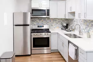 5749 Circle Dr, Oak Lawn, IL 60453 - Photo 10