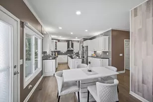 2700 Harlstone Dr, Aurora, IL 60502 - Photo 10