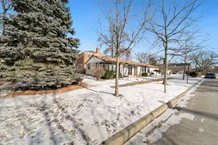 1601 Fowler Ave, Evanston, IL 60201 - Photo 4