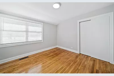 1601 Fowler Avenue, Evanston, IL 60201 - Photo 8