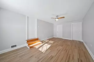 1601 Fowler Ave, Evanston, IL 60201 - Photo 14