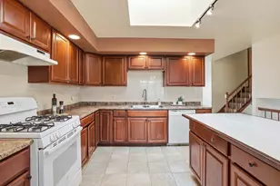 15641 Cottage Grove Ave, Dolton, IL 60419 - Photo 2