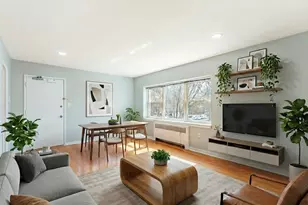 205 Custer Ave, Evanston, IL 60202 - Photo 2