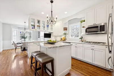 254 W Claremont Street, Elmhurst, IL 60126 - Photo 8