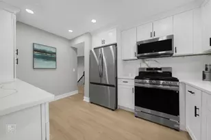 158 Hastings Mill Rd, Streamwood, IL 60107 - Photo 6