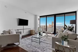 225 N Columbus Dr, Chicago, IL 60601 - Photo 10