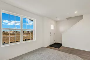 2666 Arrowhead Dr, Pingree Grove, IL 60140 - Photo 4