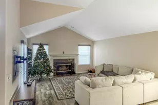 1387 Prescott Dr, Volo, IL 60020 - Photo 4