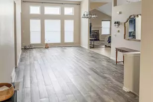 1387 Prescott Dr, Volo, IL 60020 - Photo 2