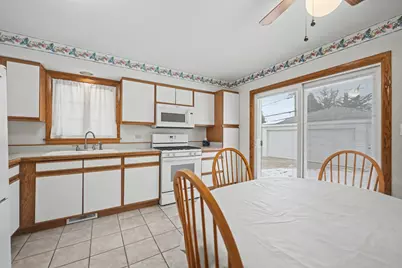 118 S Evergreen Avenue, Addison, IL 60101 - Photo 12