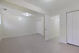 54 E 50th St, Chicago, IL 60615 - Photo 10