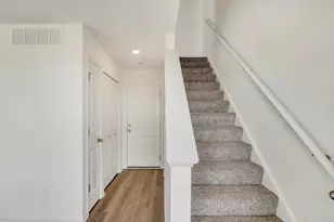 2668 Arrowhead Dr, Pingree Grove, IL 60140 - Photo 2