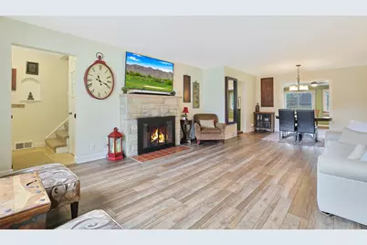 2611 Lake Avenue, Wilmette, IL 60091 - Photo 2