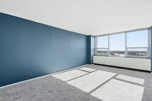 1700 E 56th St, Chicago, IL 60637 - Photo 4