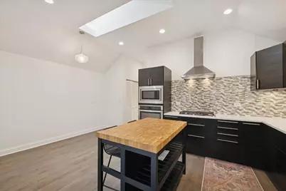 642 W 35th Street, Chicago, IL 60616 - Photo 8