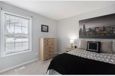 1041 Wimbledon Drive, Island Lake, IL 60042 - Photo 14