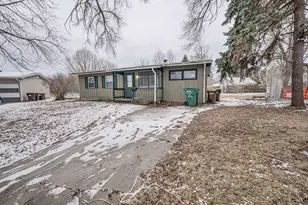 2932 Cameron Ave, Rockford, IL 61101 - Photo 2